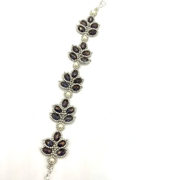 Hand Crafted Purple Leaf and Pearl Bracelet - Picture 3 of 8